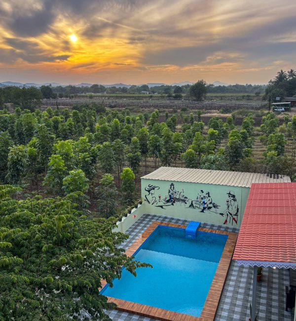Mahogany_Farm_Sunset
